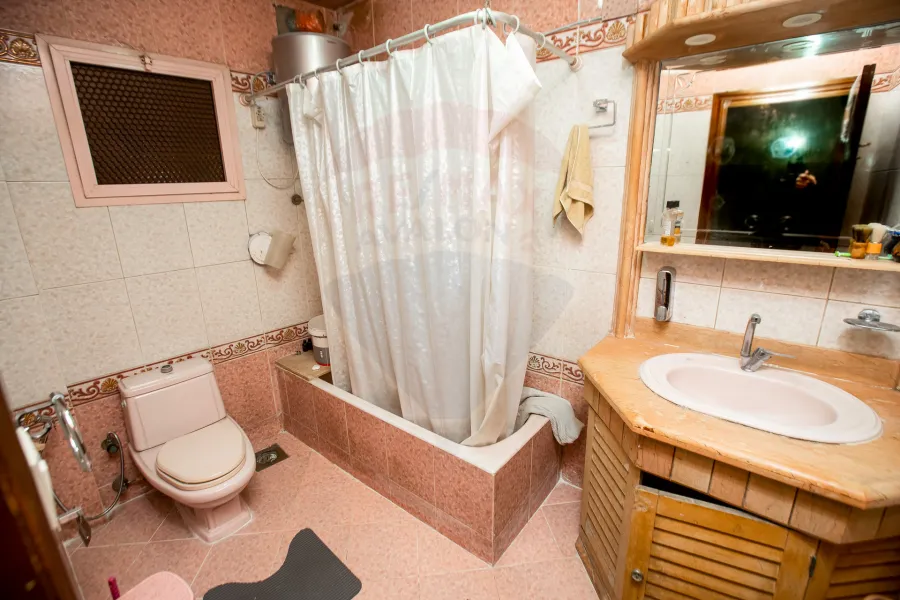 Apartment for sale 135 m Miami (behind the academy)