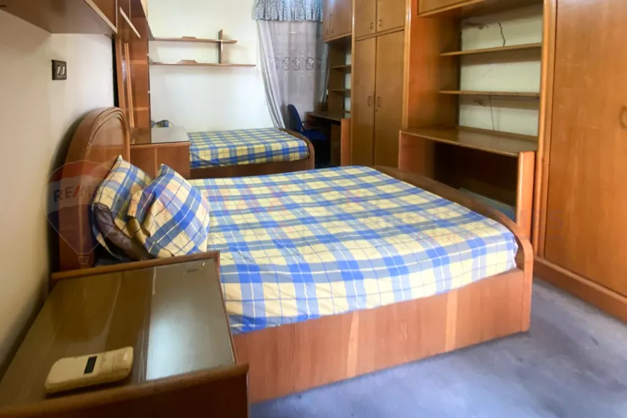 شقة للبيع 151 م مصطفي كامل (مساكن الضباط)