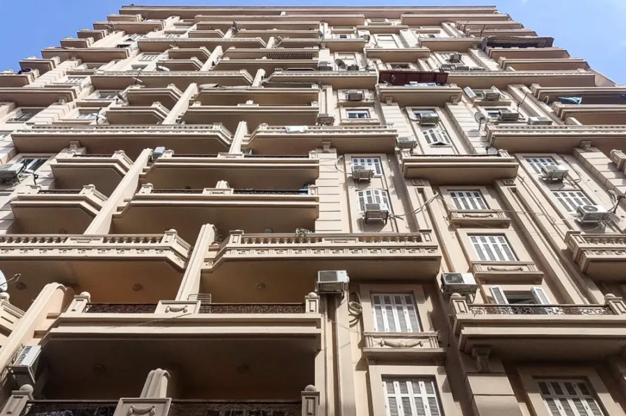 شقة للبيع 289م سموحة - ش الصفا - خطوات من ش أدمون فريمون