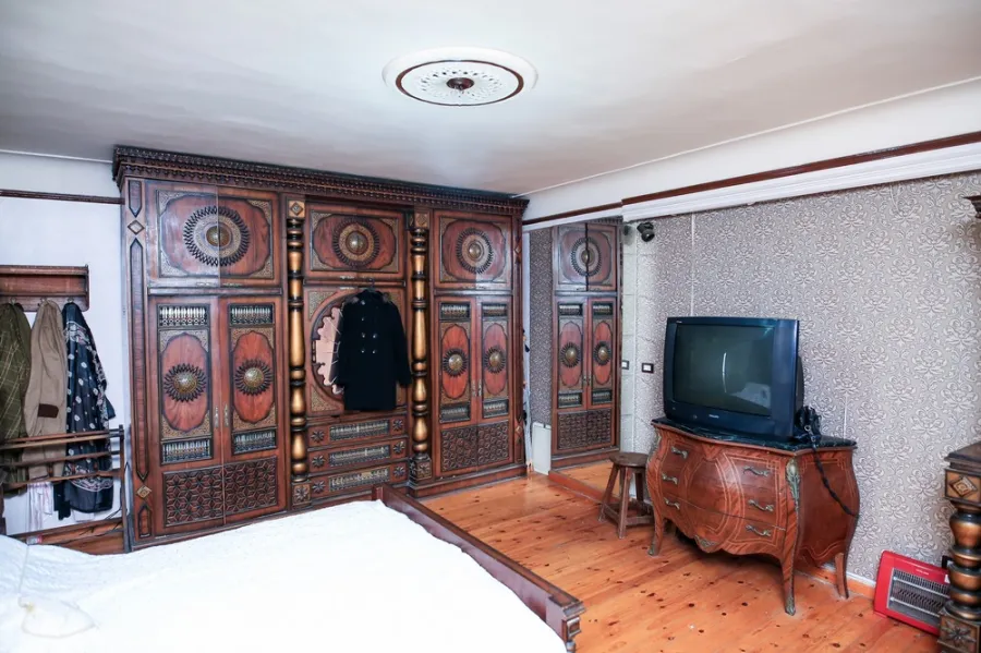 شقة للبيع 250م سيدي جابر (خطوات من البحر)