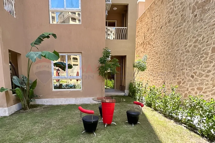 Ground chalet with garden for sale (Aqua View)