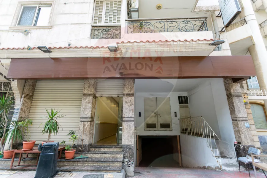 محل تجاري للبيع 280 م سموحة (ش ادمون فريمون)