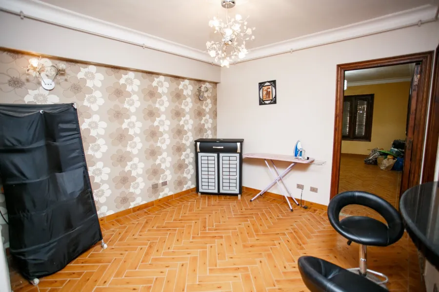 شقة للبيع 125م العجمي (الهانوفيل -  طريق اسكندريه مطروح)