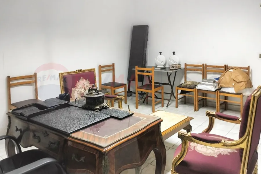 Administrative headquarters for rent 100 m Louran (Mahmoud Sedqy St.)