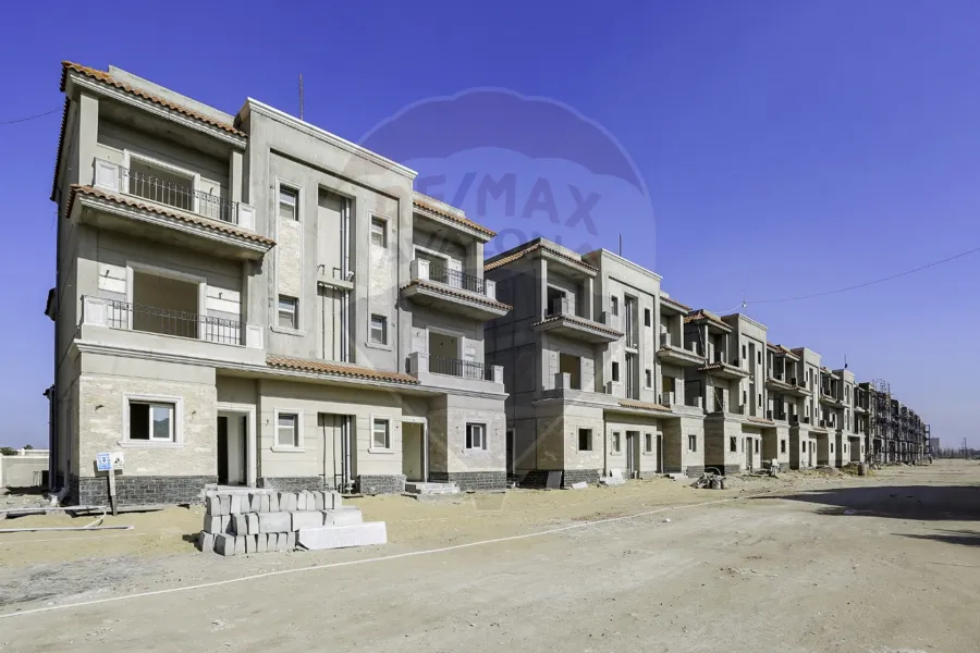 Twin villa for sale 237 m Smouha (Marouj)