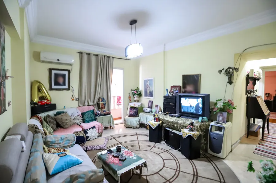 Duplex for sale 233m Laurent (Kornesih Road)