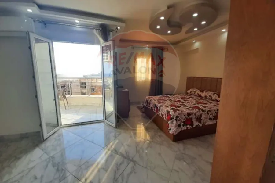 شقة مفروشة للإيجار 160 م الازاريطة (شارع سوتر الرئيسي)