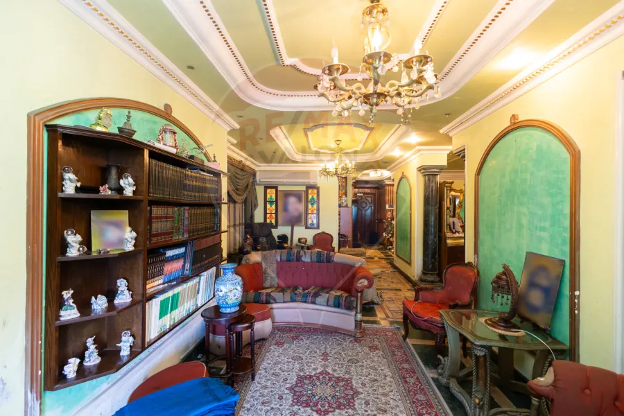 Apartment for sale 330 m miami (Directly on the sea)