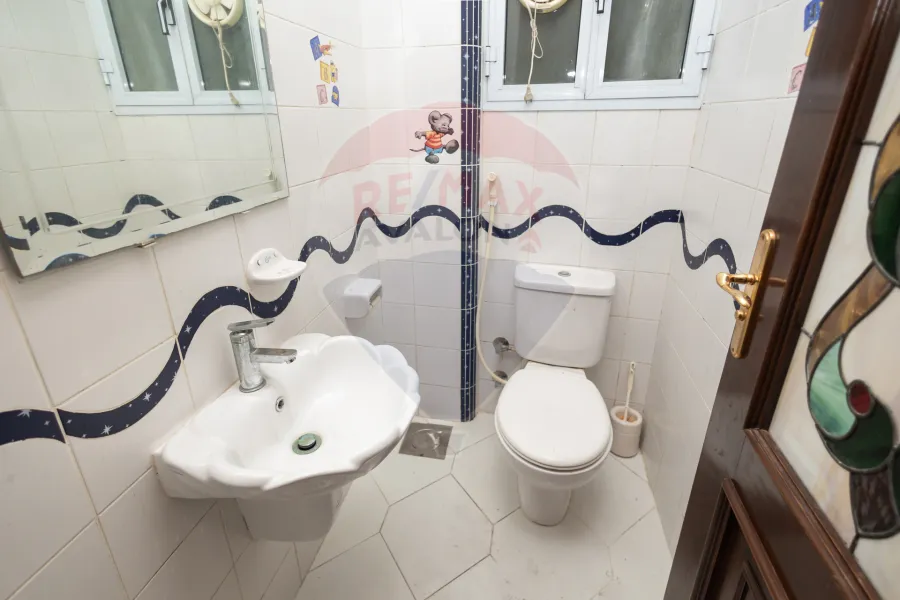 شقة للبيع 140 م لوران (ش محمد الدري)