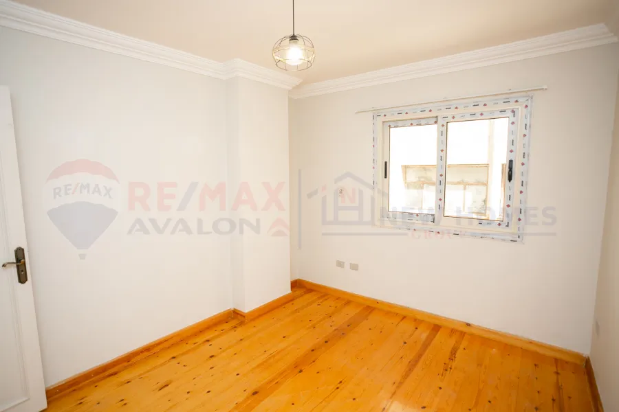 شقة للبيع 146 م لوران (ثاني نمرة من ش ابو قير)