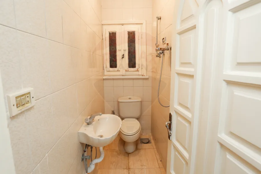 شقة للبيع 235 م وابور المياة (ش المخابرات)