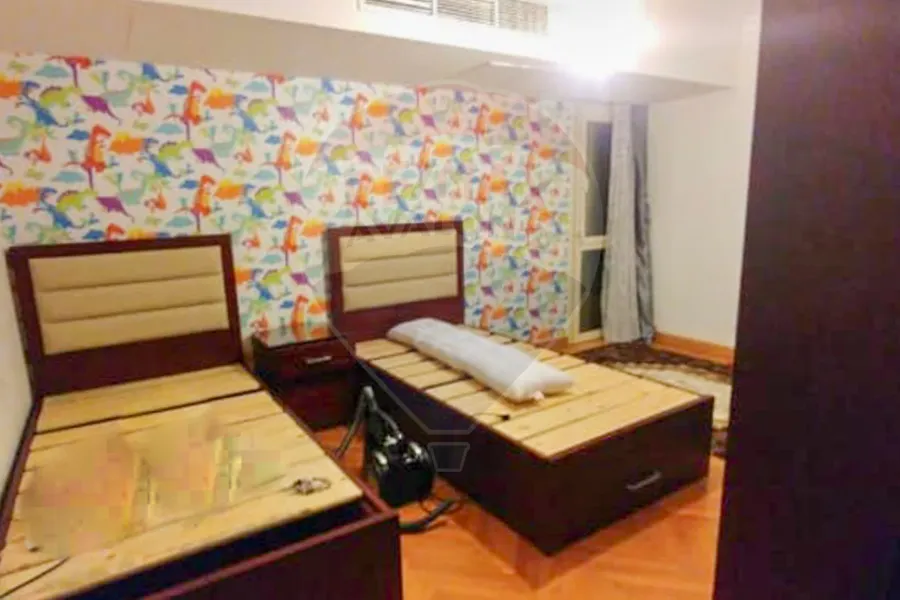 شقة للايجار 160 م سموحة (ش كمال الدين صلاح)