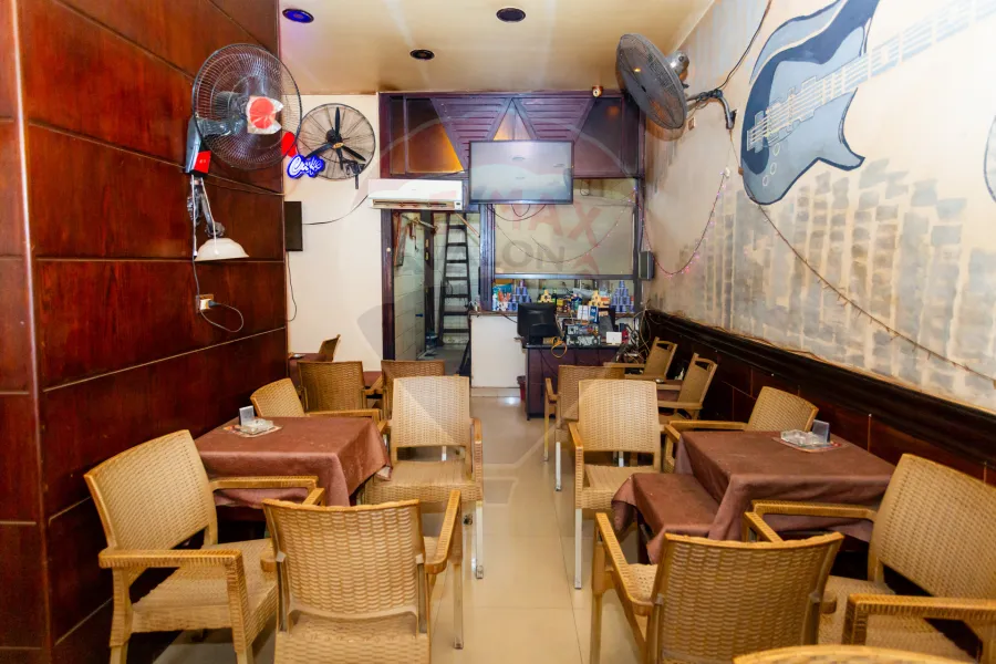 Shop for sale 100 m Sidi Gaber (steps from Al Musheer Street)