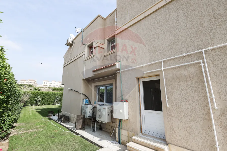 Twin House villa for sale King Mariout (Alex West - directly on the golf) 422m