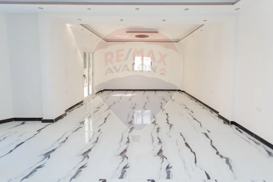 فيلا تاون هاوس للإيجار840 م الكينج مريوط (تقسيم البحر المتوسط)