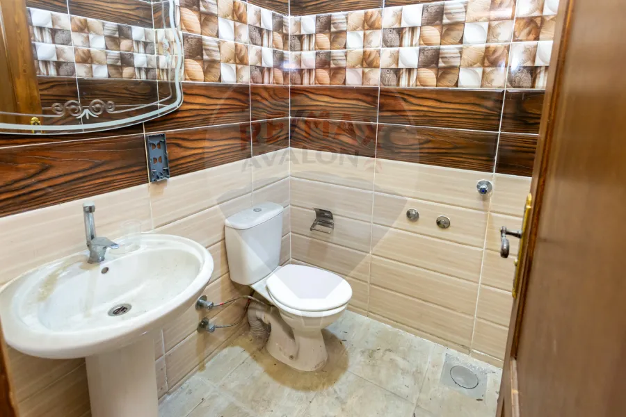 Shop for sale 150 m Smouha (Tout Ankh Amoun St.) - 16,500,000 EGP