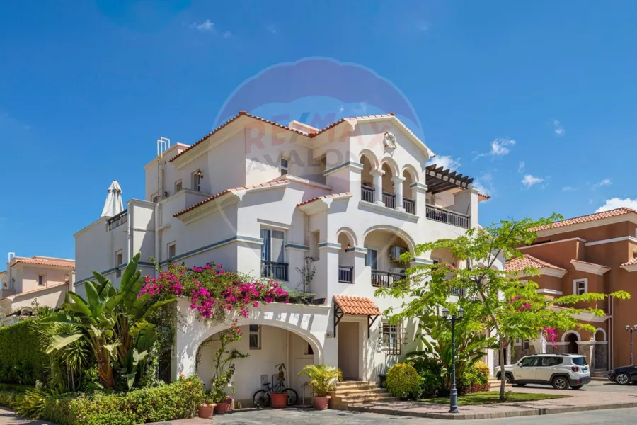 Twin house villa for sale 320 m King Mariout (Gewar)