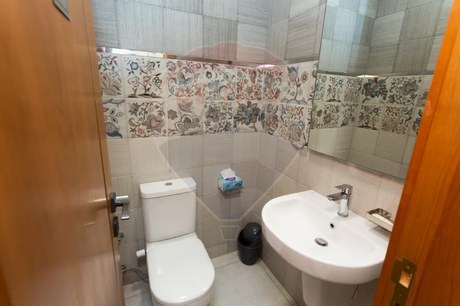 Shop for rent 300 m Loran (Shaarawy St.)