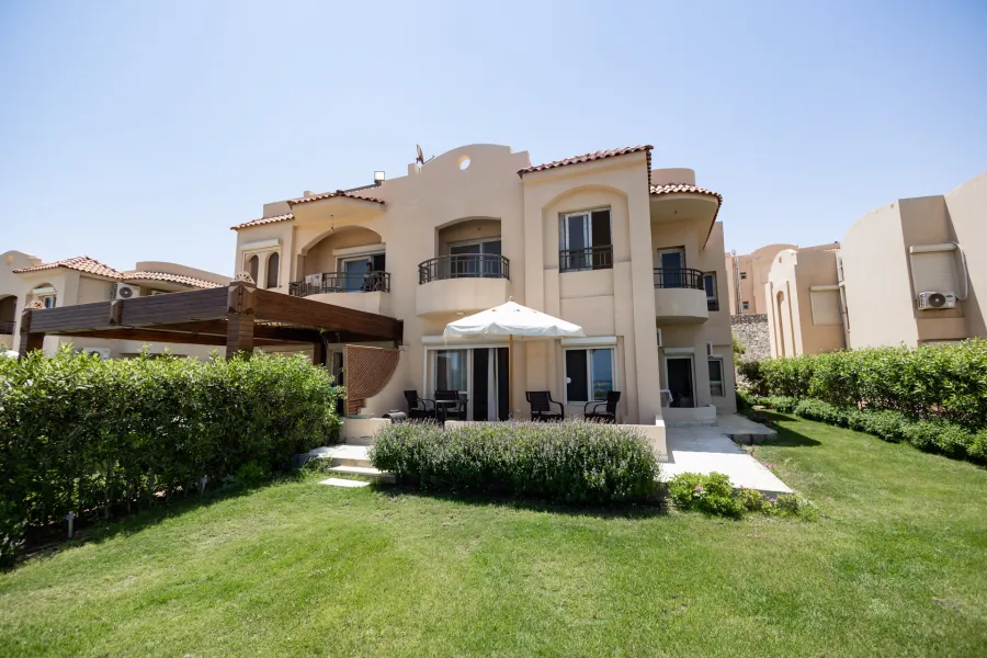 Ground chalet with garden for sale (Coral Hills) 170 m