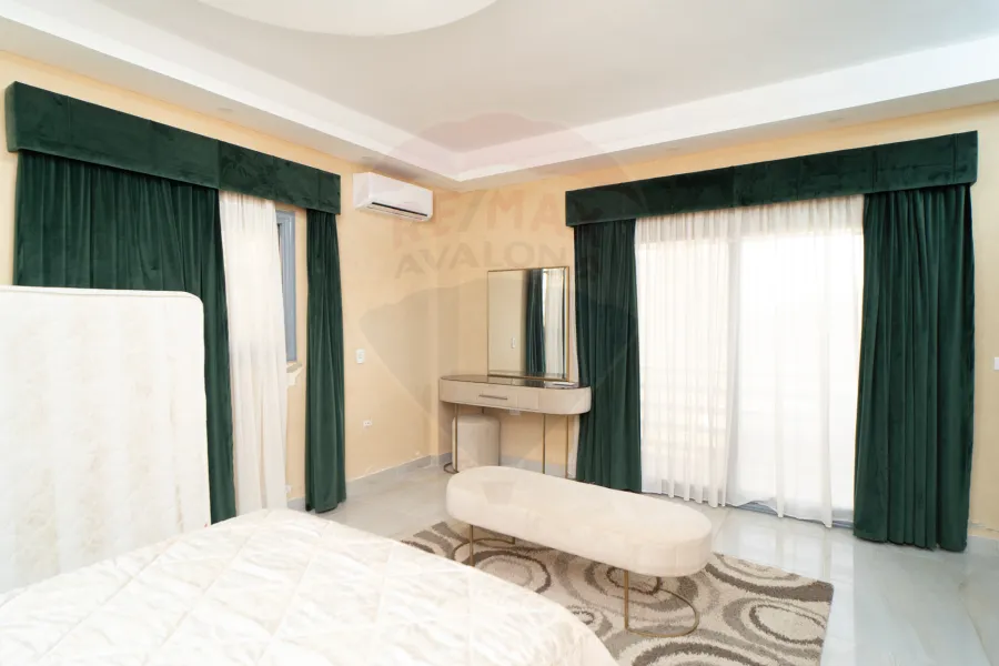 Villa for Sale 330 m King Maryot (Banks area)