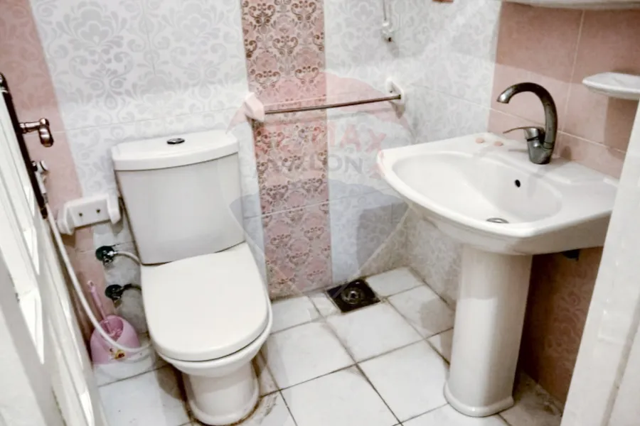 Apartment for rent 125 m Louran ( Steps from Abo Qeer )