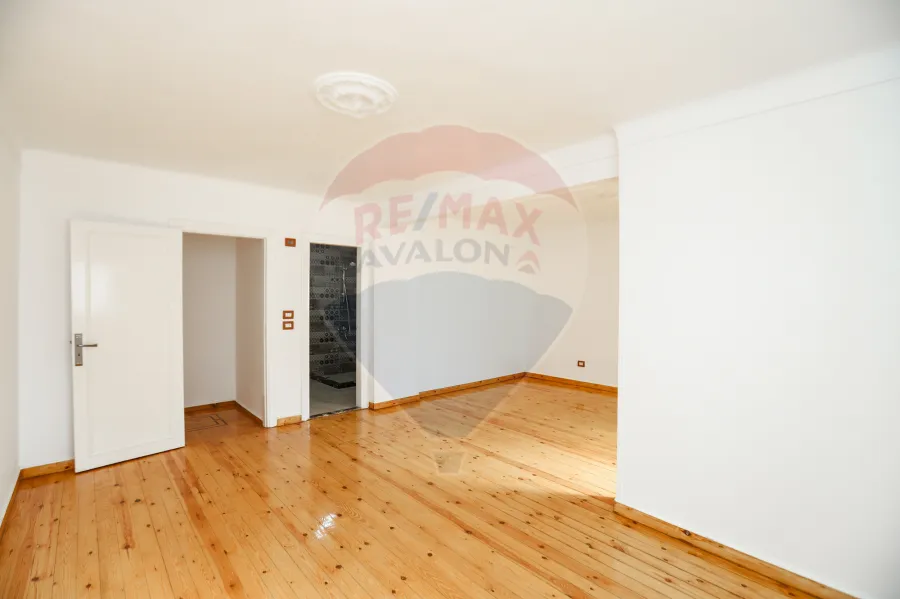 Apartment for sale 260 m ElAsafra (Beside Rose Asafra Hotel - Direct View on the sea)