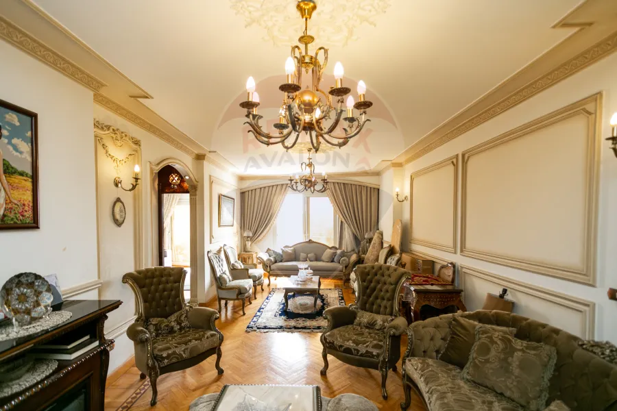 Apartment for sale 175 m Kafr Abdo (Steps from Kiroseiz Mall in front of Mostafa Kamel)