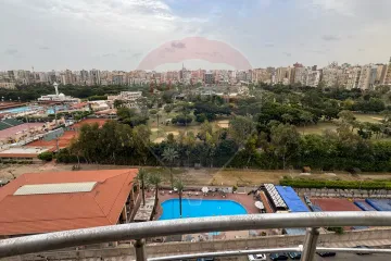 شقة للايجار 170 م سبورتنج (علي الترام مباشر)