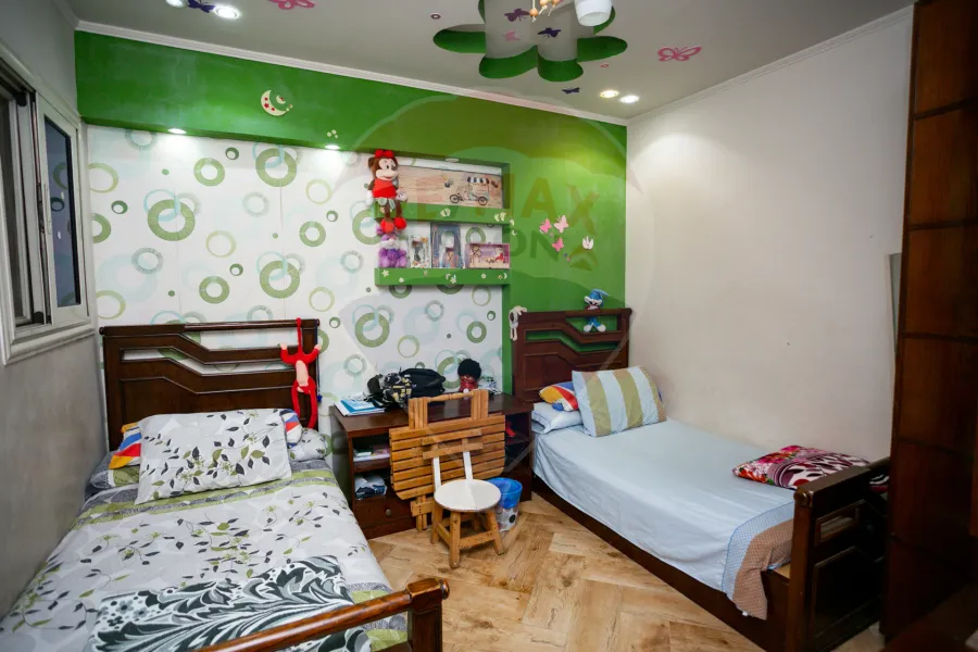 شقة للبيع 125 م فيكتوريا (ش عبد السلام عارف علي الترام)