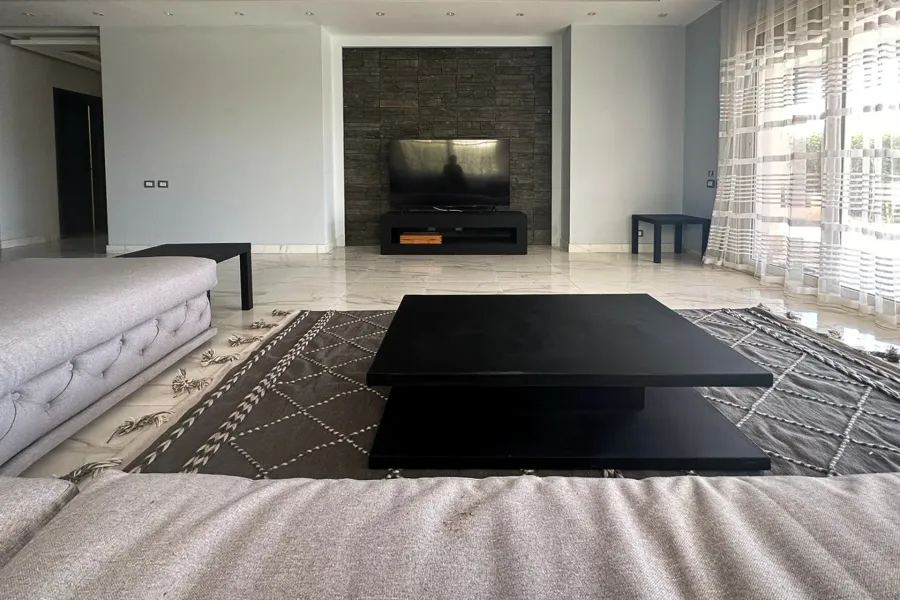 سنيور شاليه ارضي بجاردن للبيع (هاسيندا باي - سيدي عبدالرحمن) 200 م