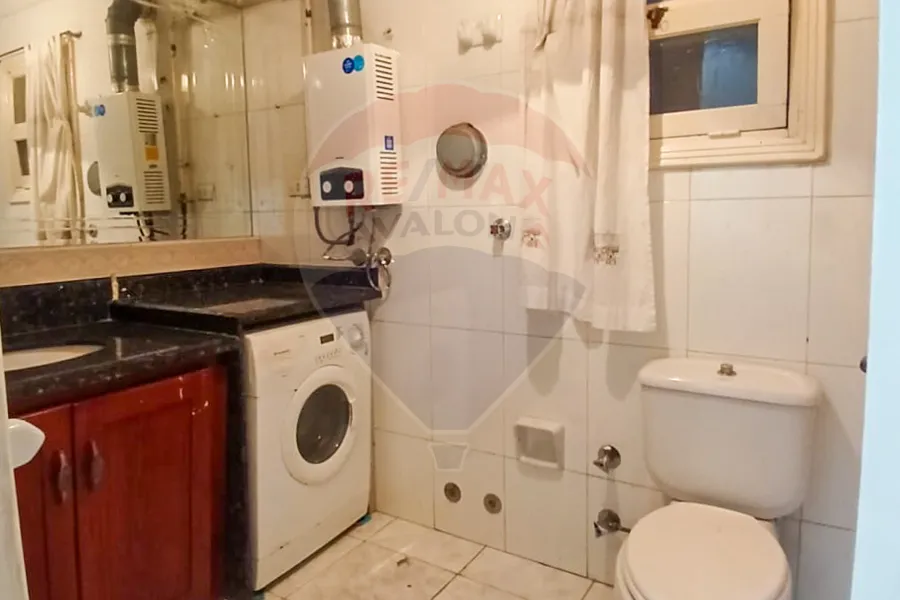 شقة للبيع 180 م رشدي (بالقرب من خير زمان)