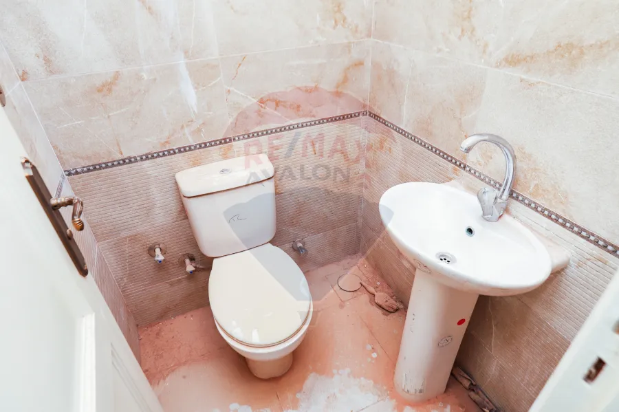 شقة للبيع 210 م لوران (ش محمد فريد )