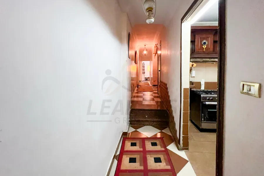 شقة للبيع 185 م جناكليس (ش مرتضي)