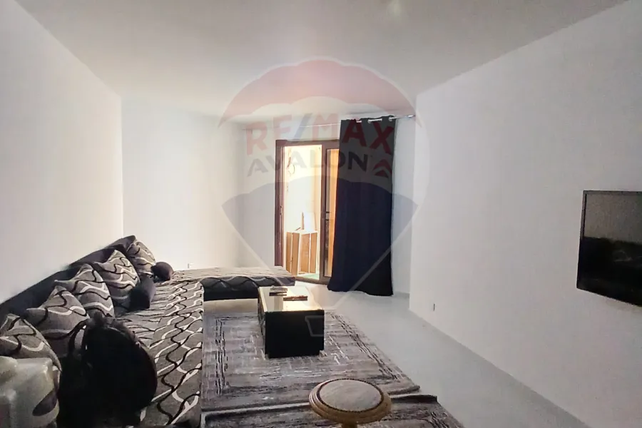 شقة للايجار 150 م سموحة (كومباوند فالورى أنطونيادس)