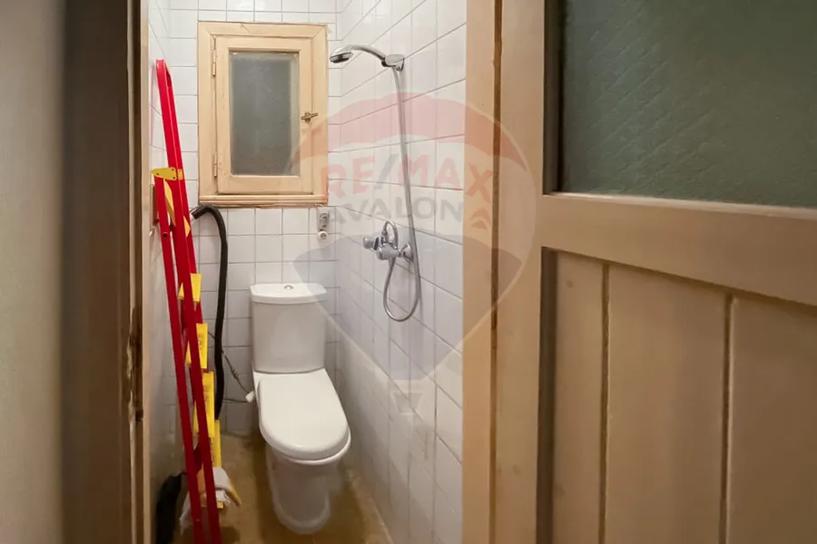 Apartment for sale 135 m Janaklis (steps from Abu Qit st.)