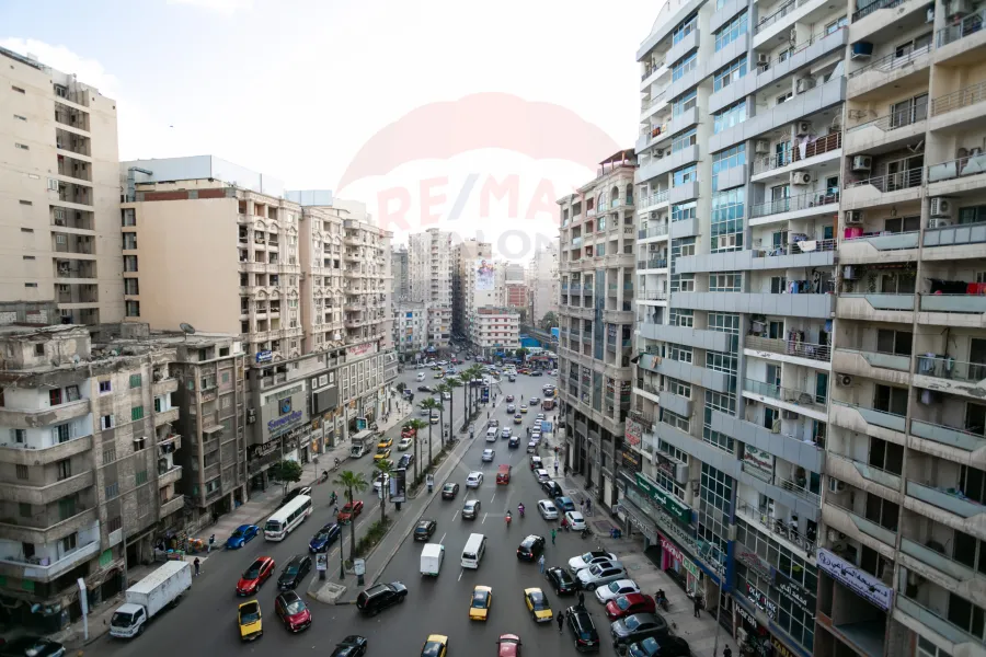 شقة للبيع 205 م سموحه (ش فوزي معاذ الرئيسي)