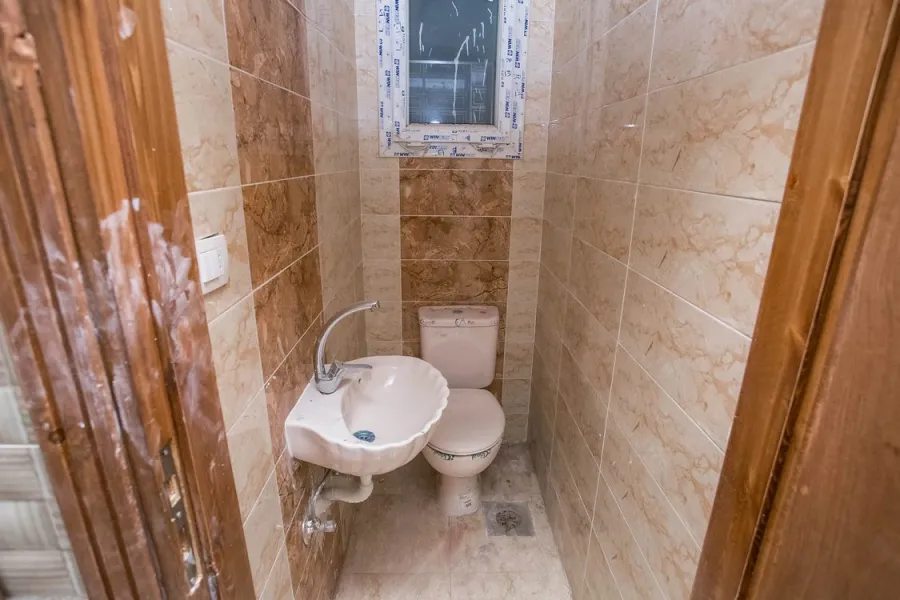 Administrative Apartment for rent 145m Camp shezar (Tram Station - Omar lotfy St.)