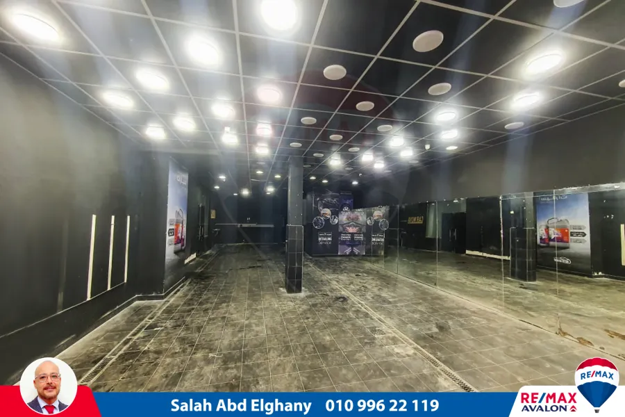 Shop for rent 170 m Smouha ( parallel to Fawzi Moaaz st. )