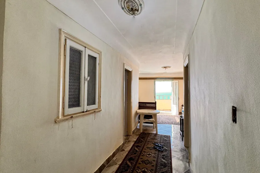 شقة للبيع 140 م  سيدى بشر ( خلف فندق هيلتون كورنيش)