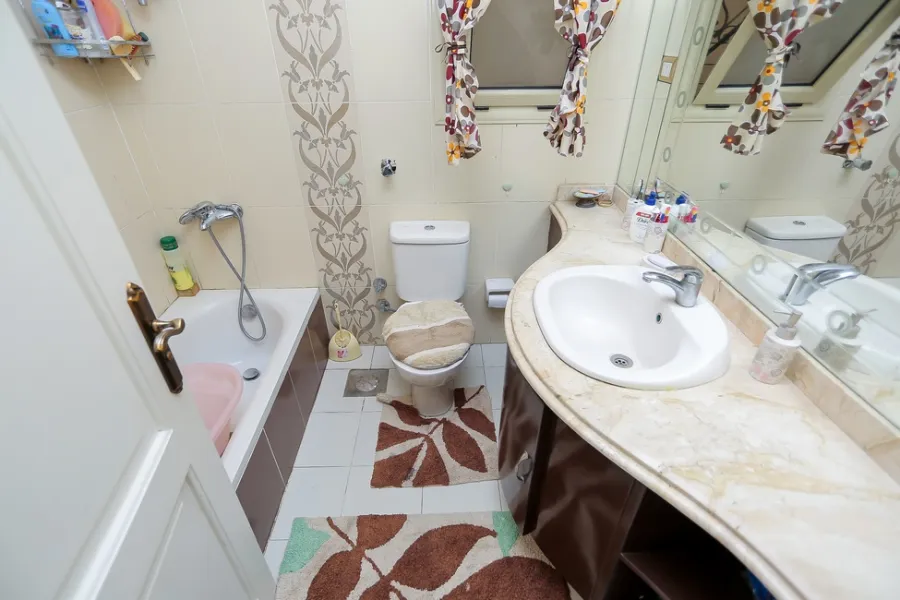 شقة للبيع 170م ببولكلي ( مدخل كفر عبده )