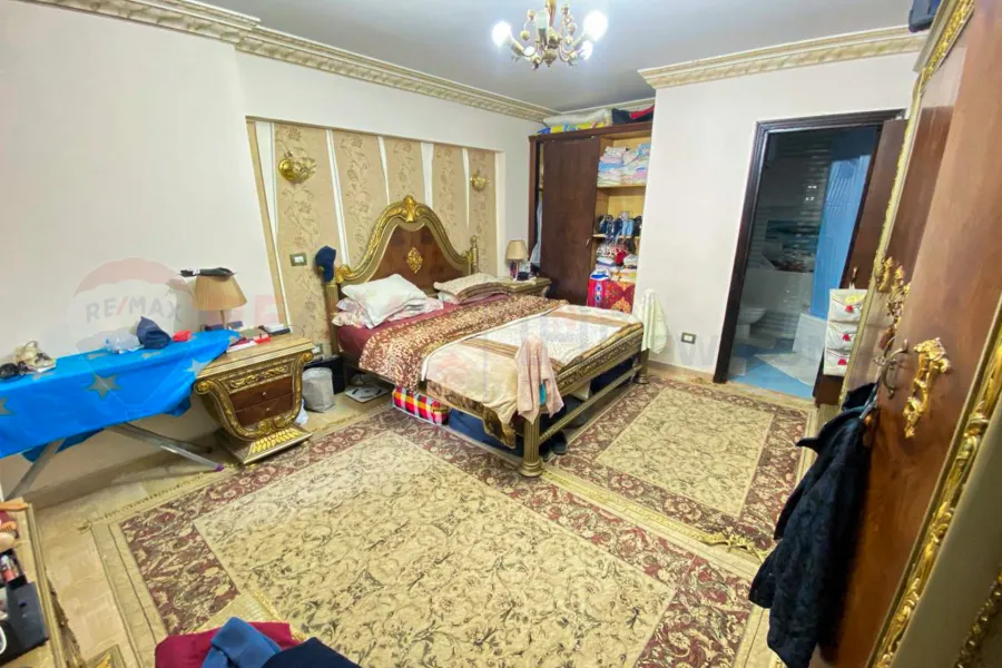 Apartment for sale 245 m Saba Basha (steps from the tram and Abu Qir Street)