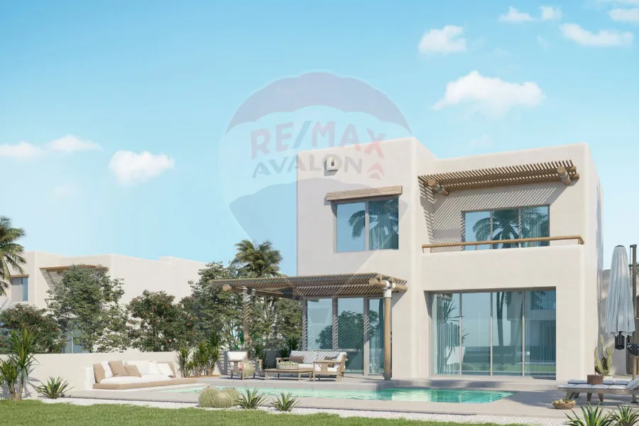 شاليه ارضى بحديقة (هاسيندا ويست - راس الحكمة) ناصية للبيع 100 م