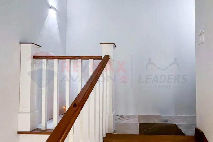 تاون هاوس للبيع 190 م (اليكس ويست)