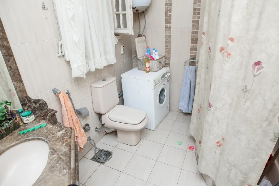 شقة للبيع 380م الشاطبى - ش بورسعيد مع كوبري الجامعة