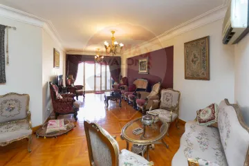 شقة للبيع 204 م سموحة (ش فوزي معاذ)