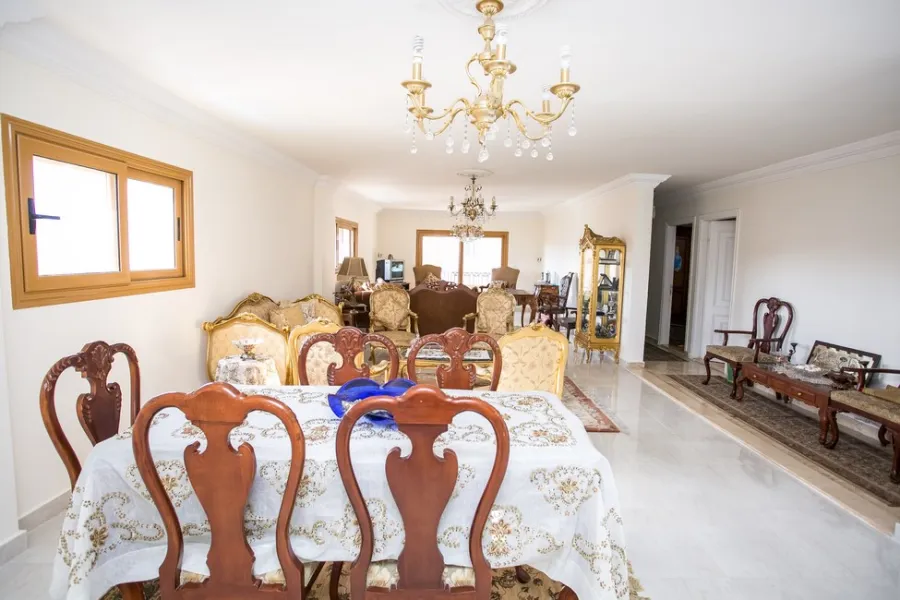 Apartment For Sale 230m Smouha (Branched From Albert El-awl St.)