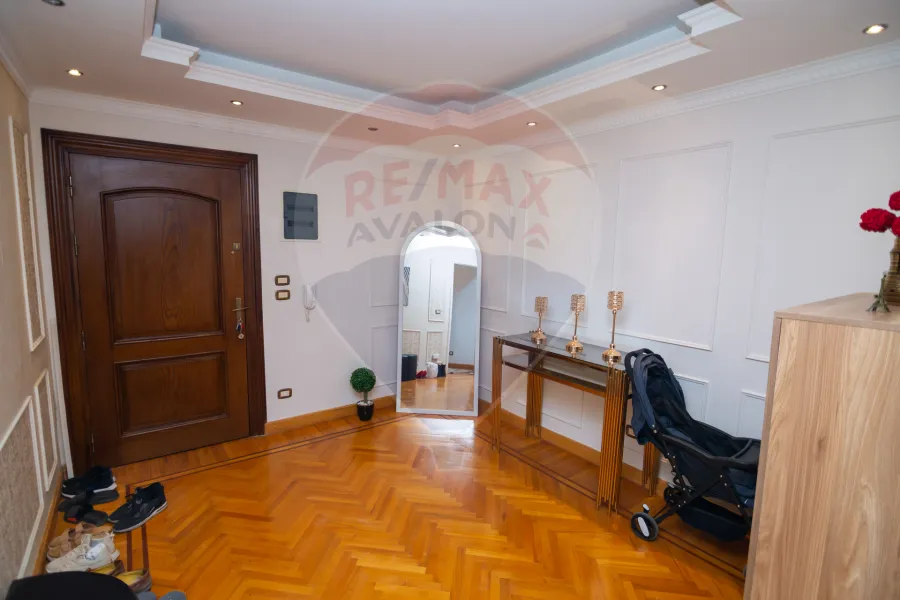 Apartment for sale 198 m Roushdy (Ibrahim Helmy St.)