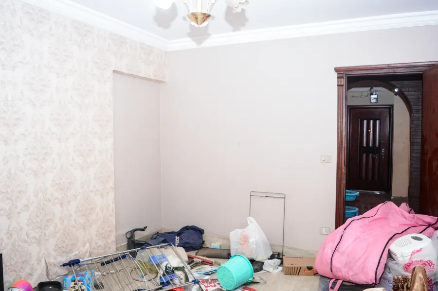 شقة للإيجار160م العجمي (الهانوڤيل طريق اسكندرية مطروح - بجوار حلوانى كلاسيك)