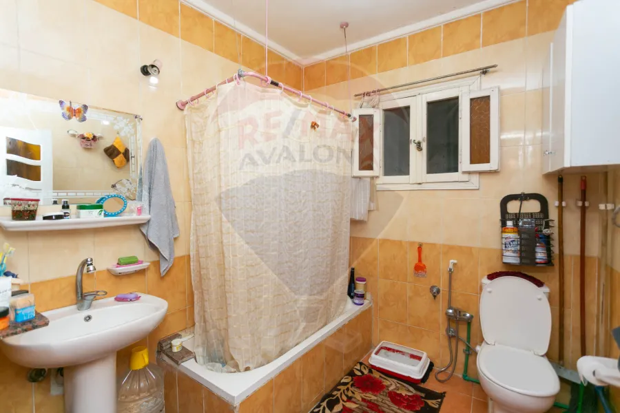 شقه للبيع 110 م ميامي (  ش أسكندر أبراهيم )