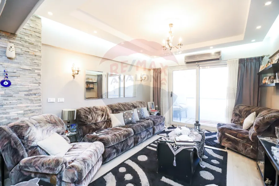 شقة للبيع 148 م سموحة (شارع بهاء الدين الغتوري)